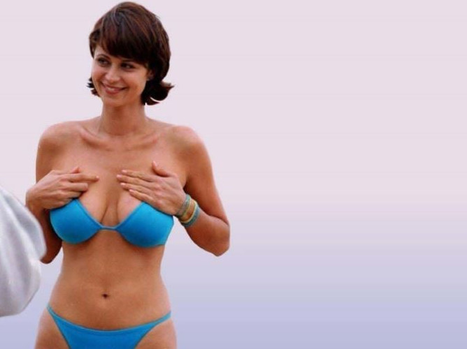 Catherine Bell Shows  nude photo