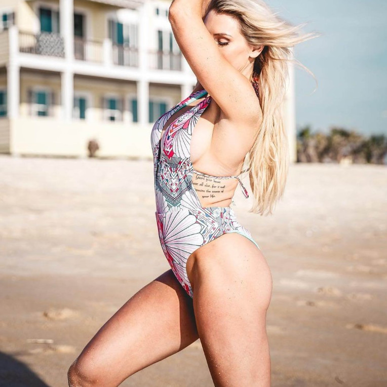 Charlotte Flair  nude photo