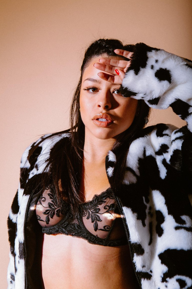 Cierra Ramirez  nude photo