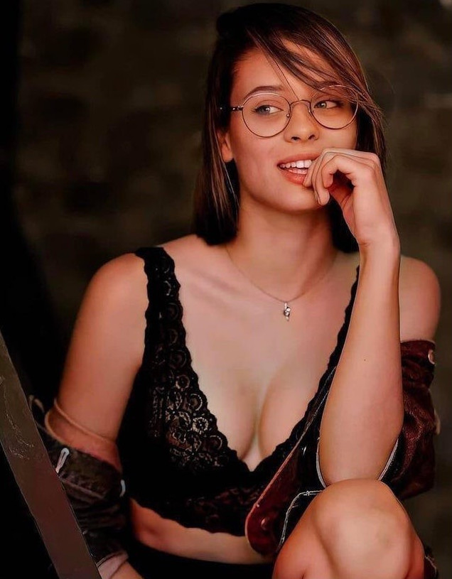 Daniela Melchior Nipples See Through  nude photo