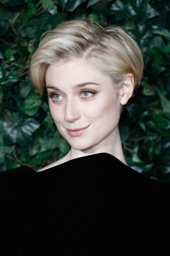 Elizabeth Debicki  nude photo