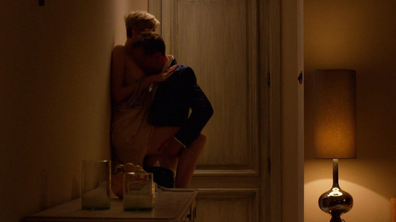 Elizabeth Debicki Porn  nude photo
