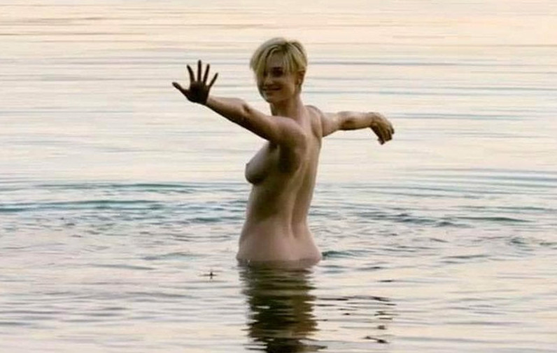 Elizabeth Debicki Topless Completely Naked In Movie  nude photo