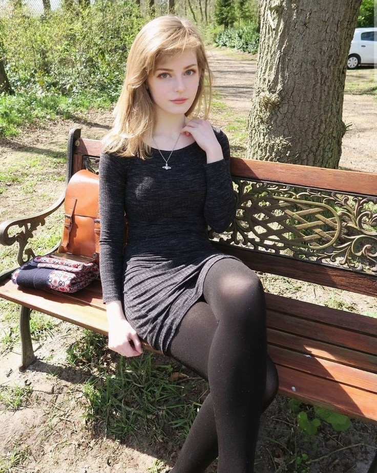Ella Freya  nude photo