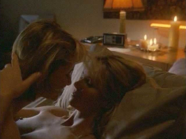 Elle Macpherson Hot Naked Sex Scene  nude photo