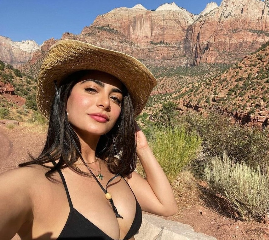 Emeraude Toubia  nude photo