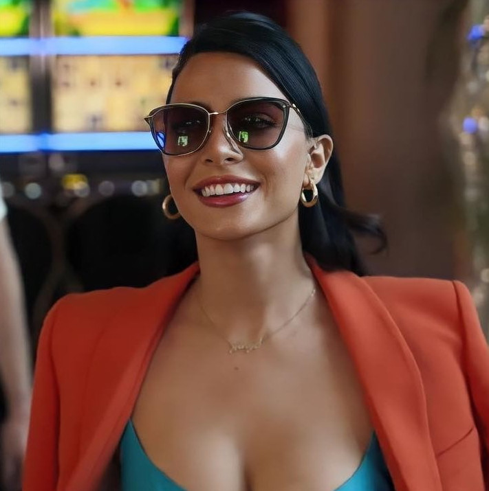 Emeraude Toubia  nude photo