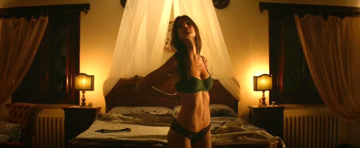Emily Ratajkowski  nude photo