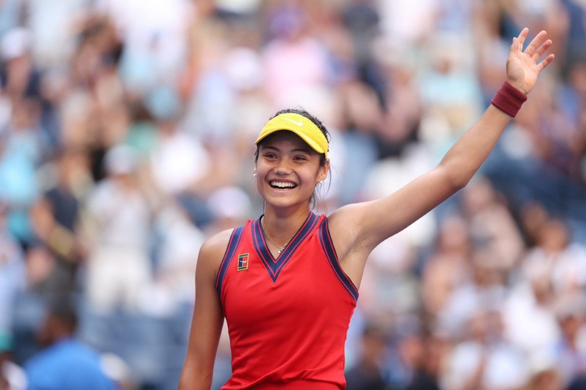 Emma Raducanu  nude photo