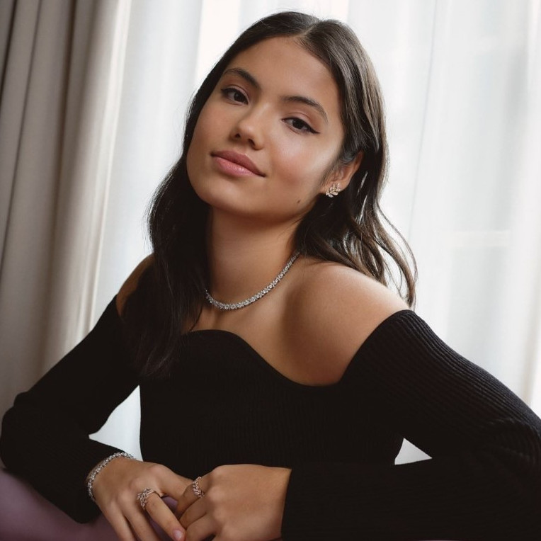 Emma Raducanu Gorgeous  nude photo