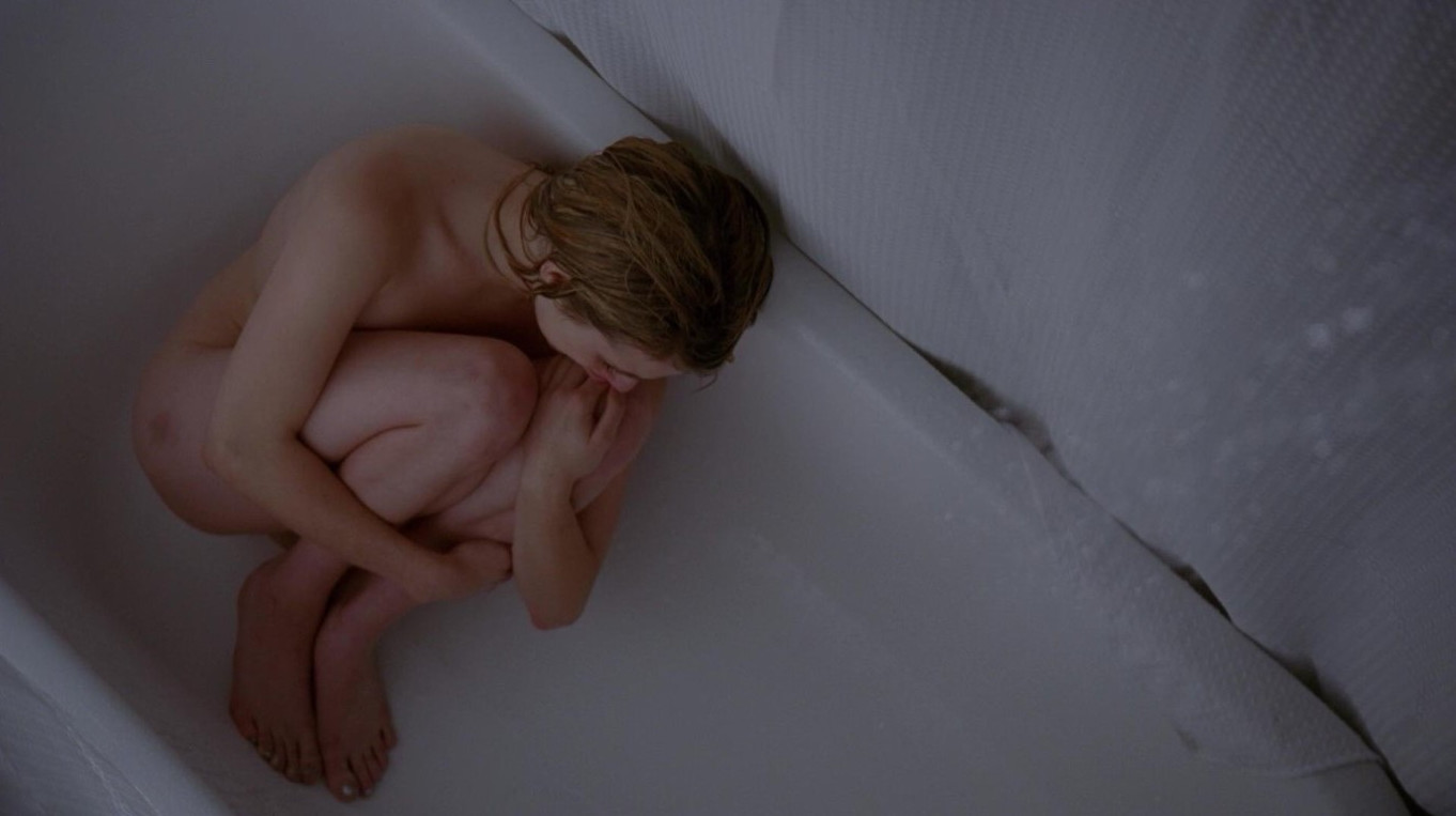 Emma Roberts Nude Scene  nude photo