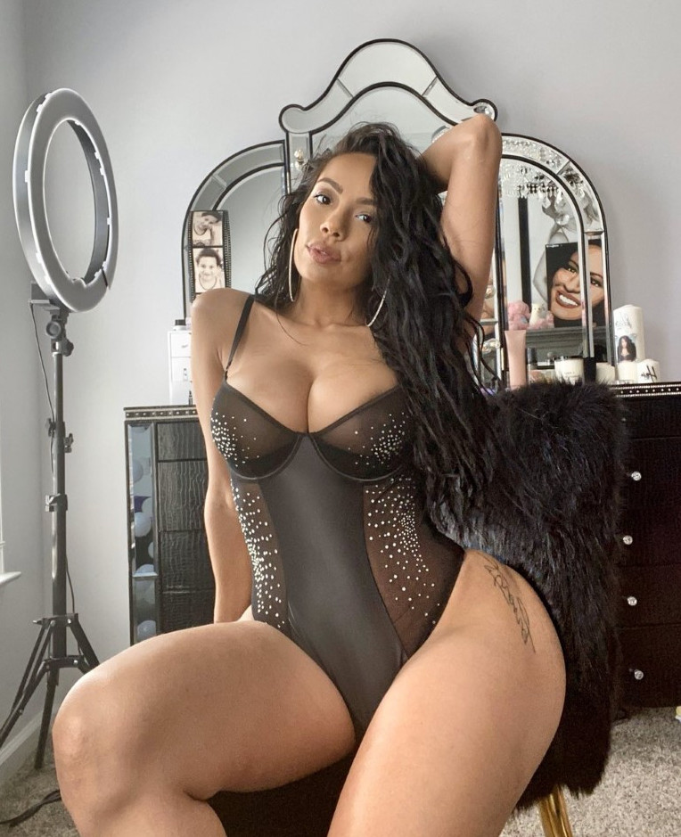 Erica Mena  nude photo