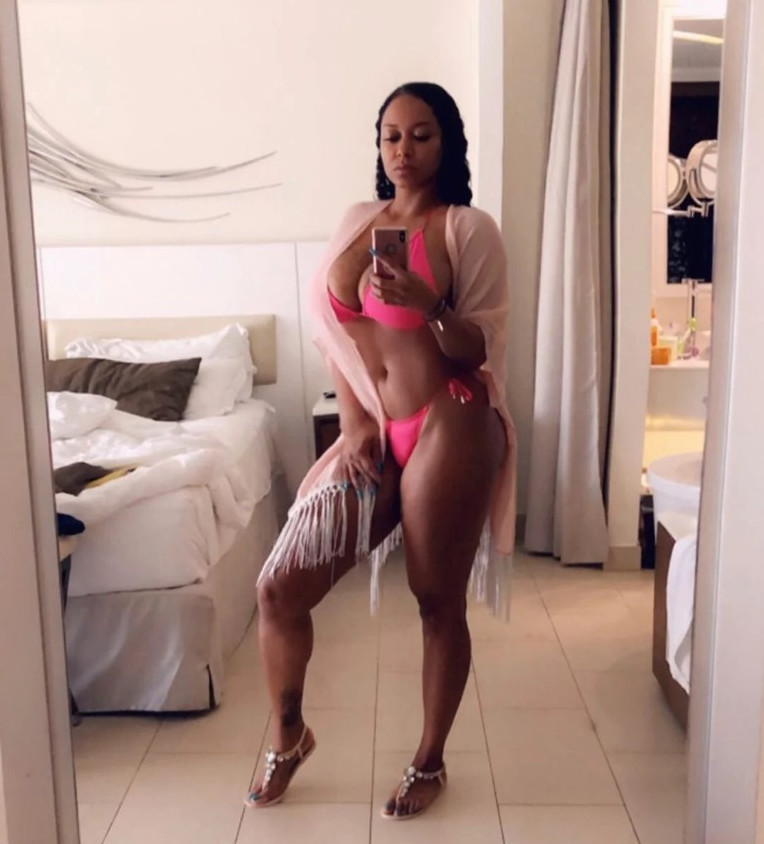 Esther Baxter  nude photo