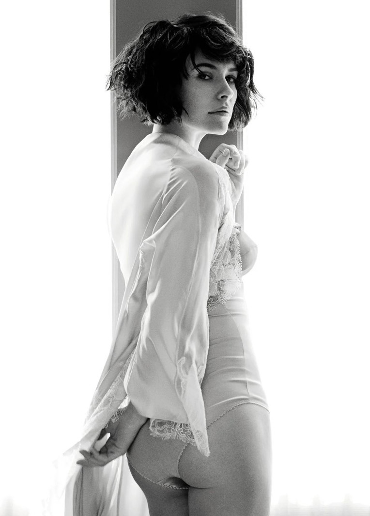 Evangeline Lilly Sexy Actress  nude photo