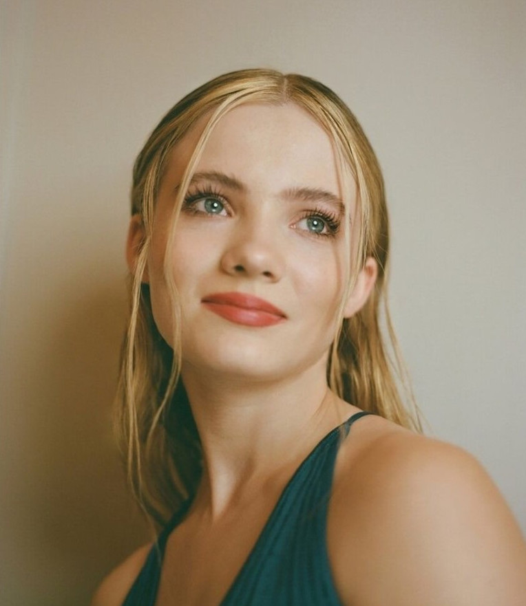 Freya Allan Nude Leaks Porn Pics xPicsly