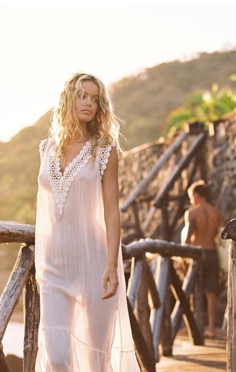 Frida Aasen  nude photo