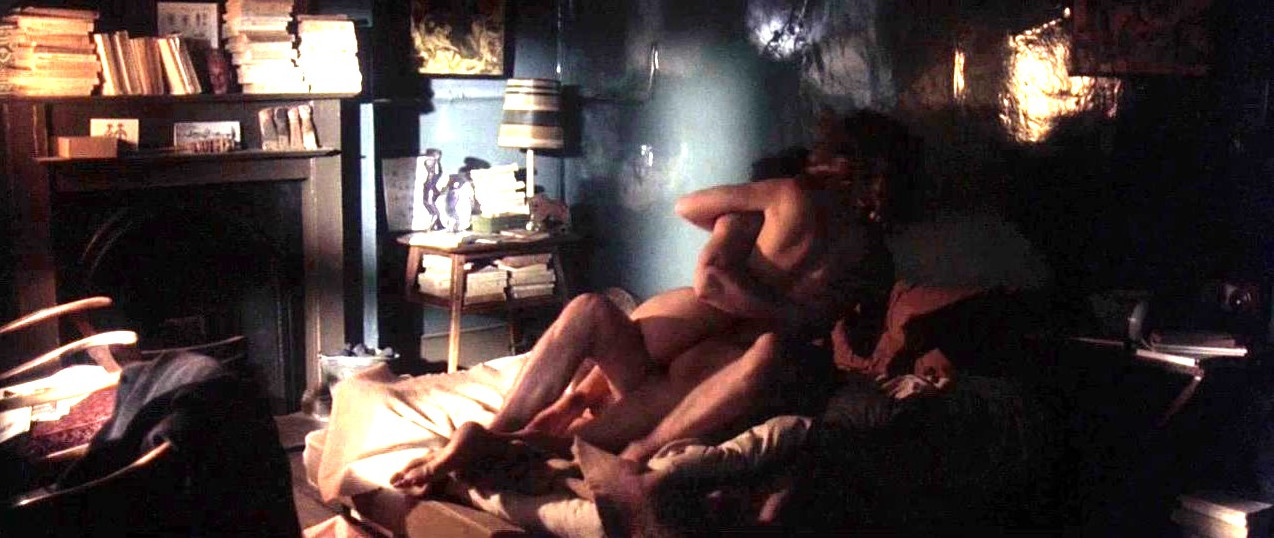 Gwyneth Paltrow  nude photo
