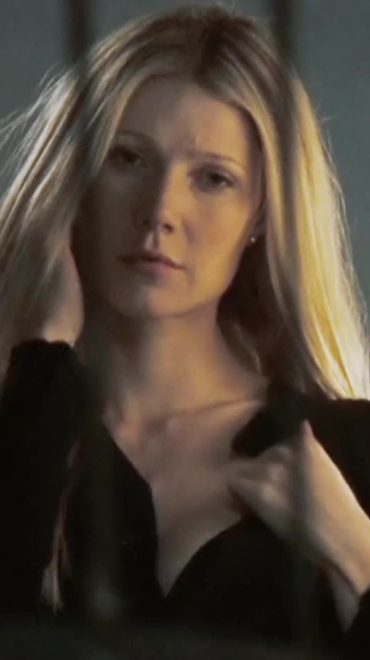 Gwyneth Paltrow  nude photo