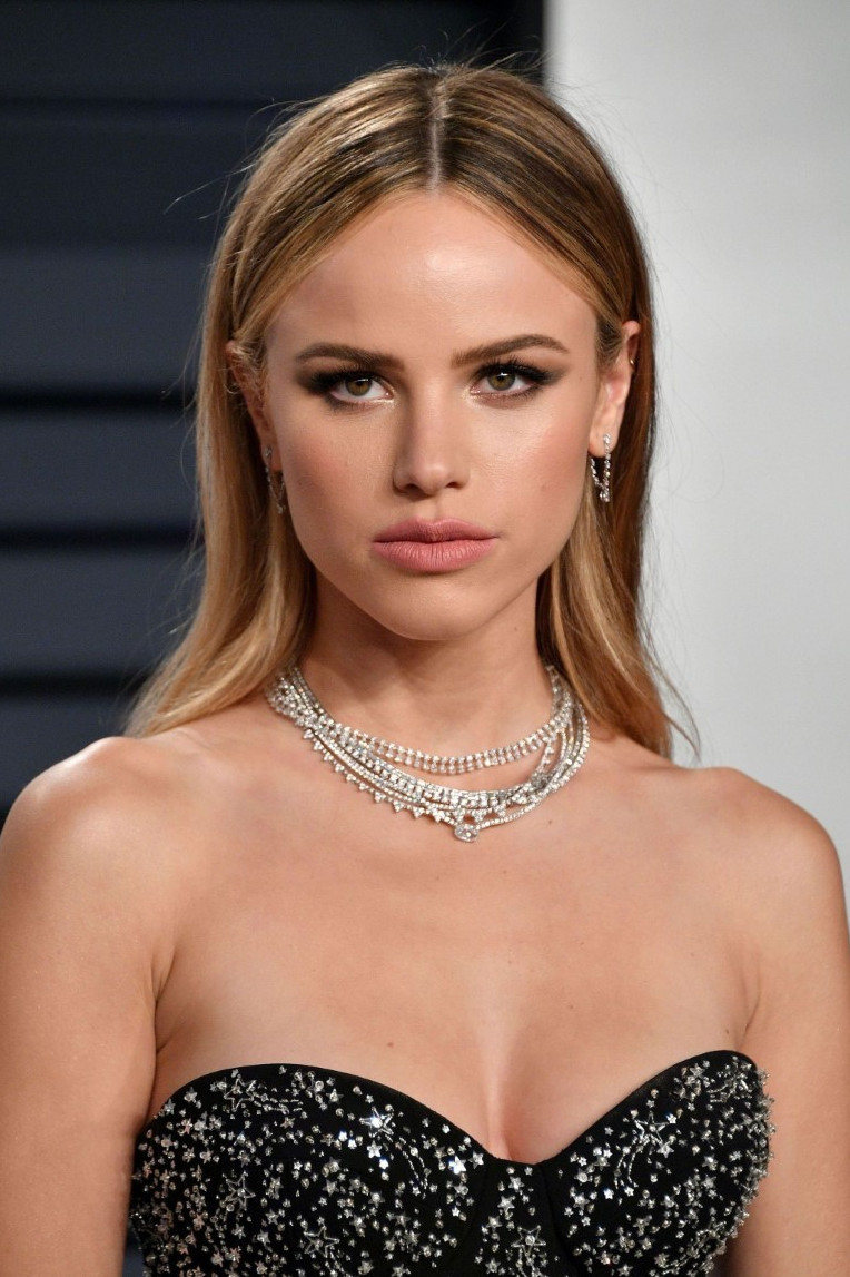 Halston Sage  nude photo
