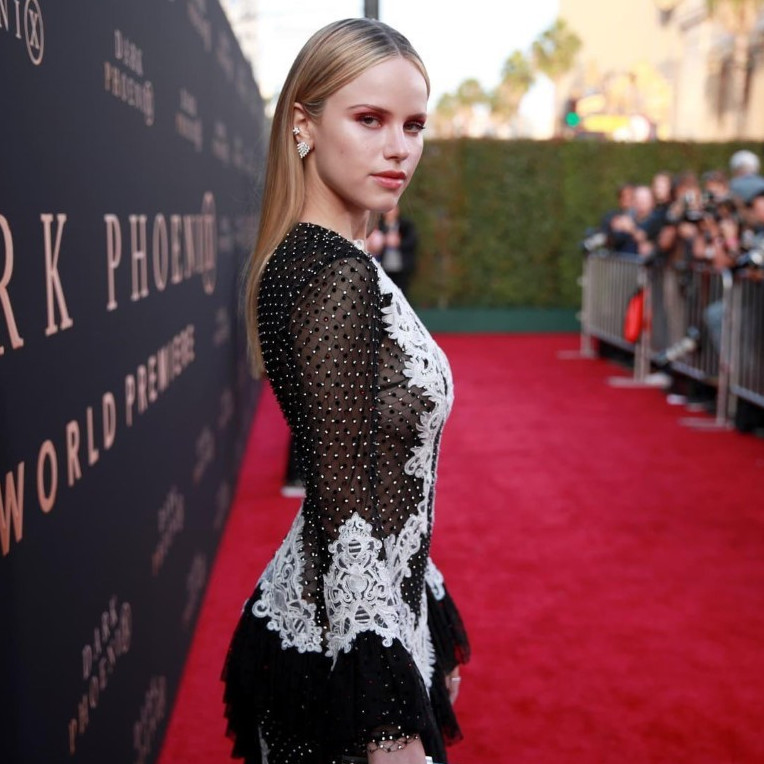 Halston Sage  nude photo