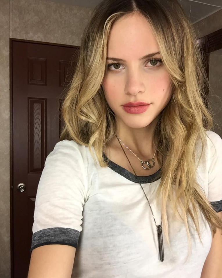 Halston Sage  nude photo