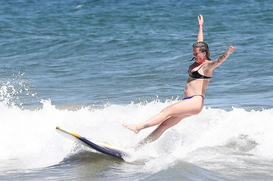 Ireland Baldwin Nip Slip Bikini Malfunction  nude photo