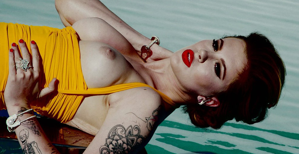 Ireland Baldwin Nude Breasts Sexy Nipples  nude photo