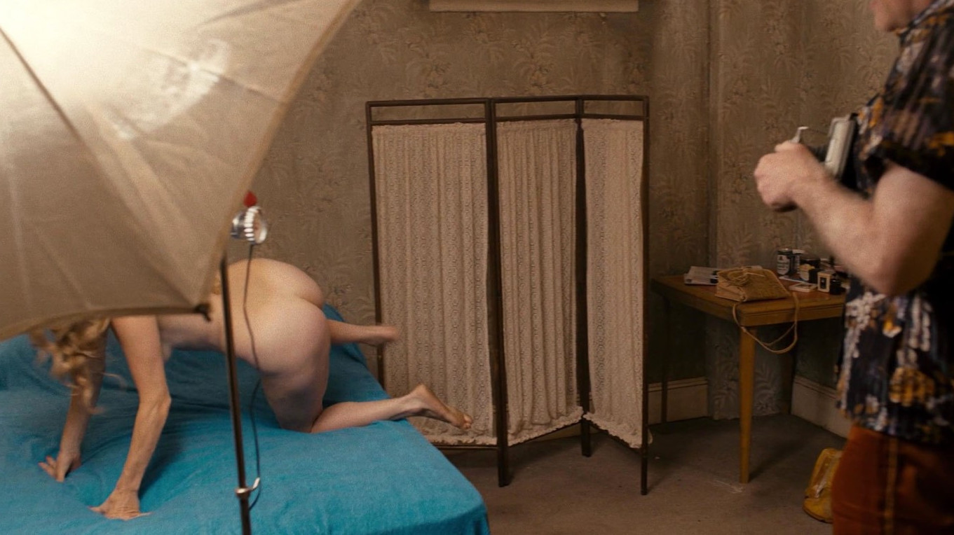 Jamie Neumann  nude photo