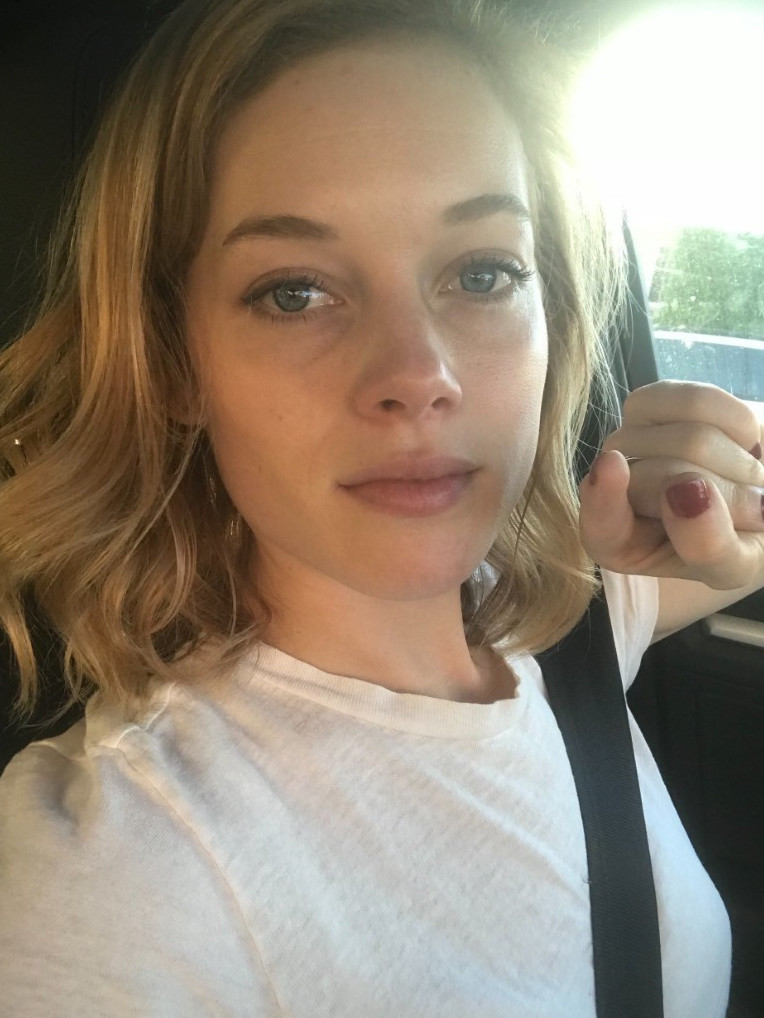 Jane Levy  nude photo