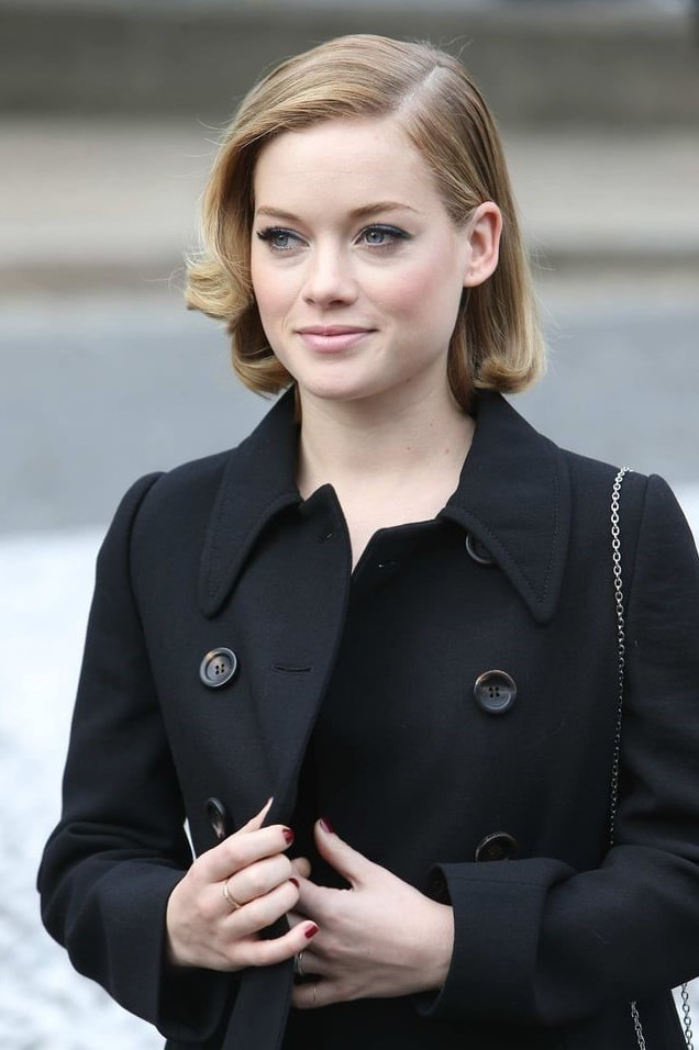 Jane Levy  nude photo