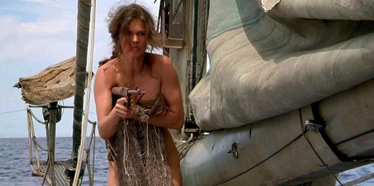 Jeanne Tripplehorn Naked Scene Waterworld  nude photo