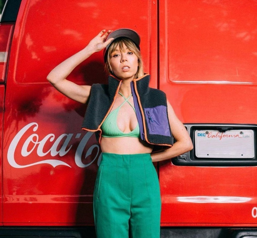 Jennette McCurdy  nude photo