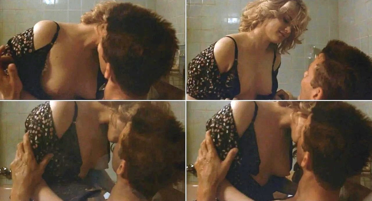 Jennifer Jason Leigh Actress With Sexy Naked Boobs  nude photo