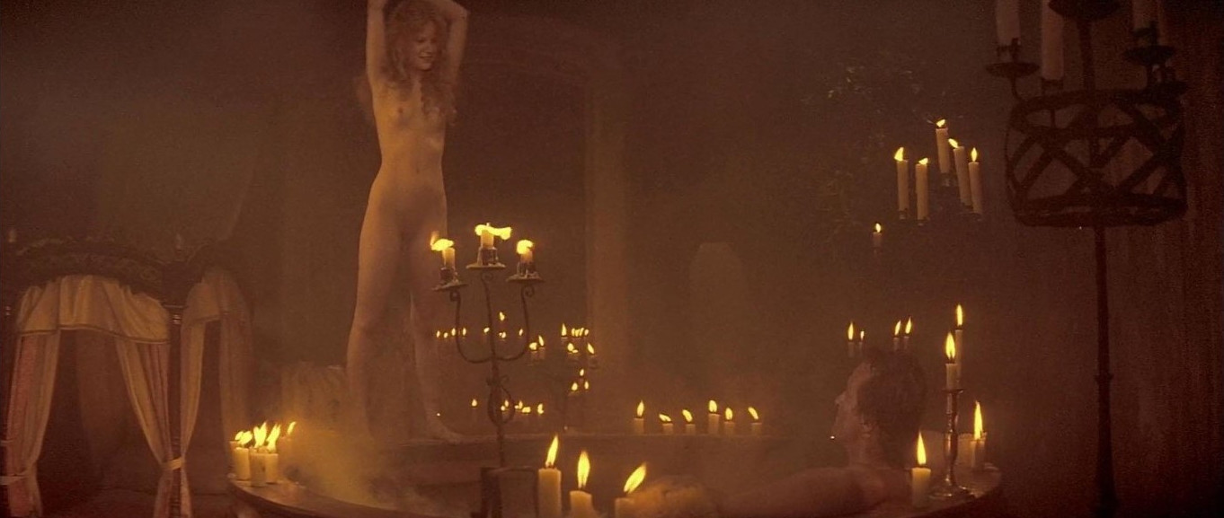 Jennifer Jason Leigh Fully Naked In Scene From Movie  nude photo