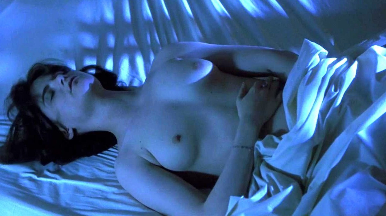 Jennifer Jason Leigh Hot Nude Tits Sexy Nipples  nude photo