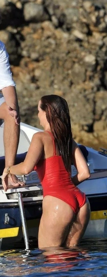 Jennifer Metcalfe And Boyfriend Greg Lake On Holiday On A Boat In Spain  nude photo