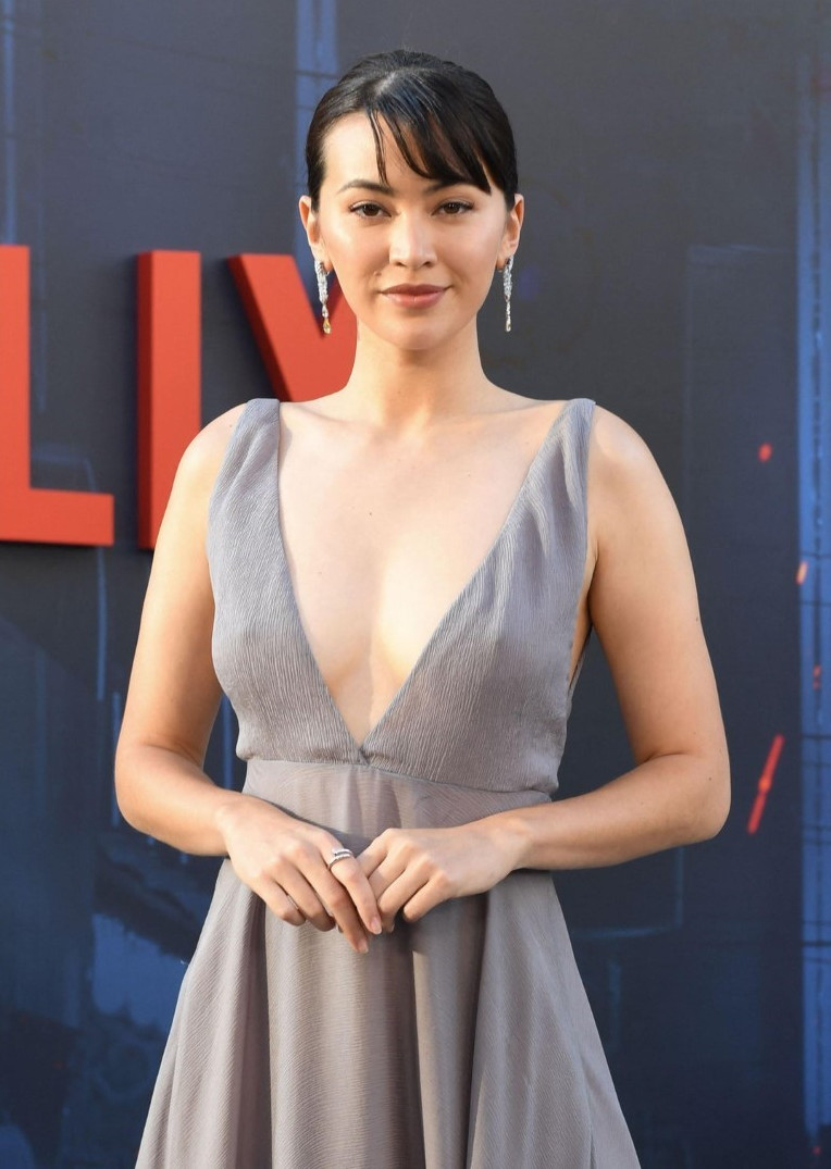 Jessica Henwick Pokies Beautiful Actress  nude photo