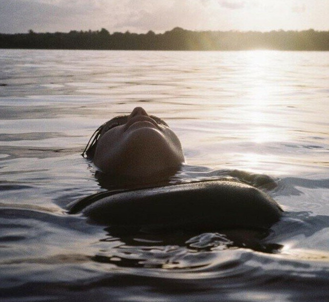 Julia Dalavia  nude photo