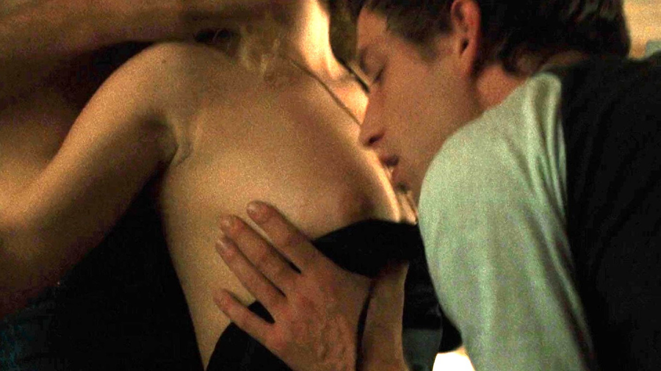 Juno Temple  nude photo