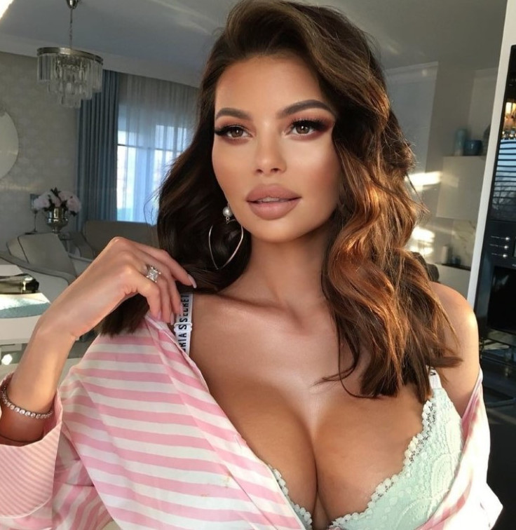 Justyna Gradek  nude photo