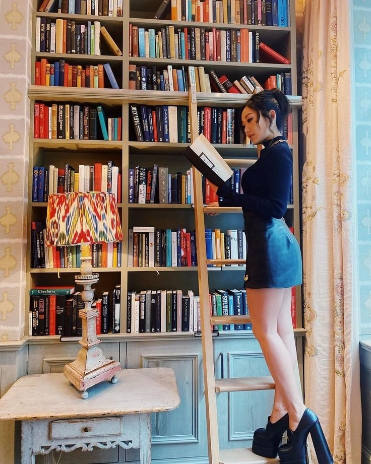 Karen Fukuhara  nude photo