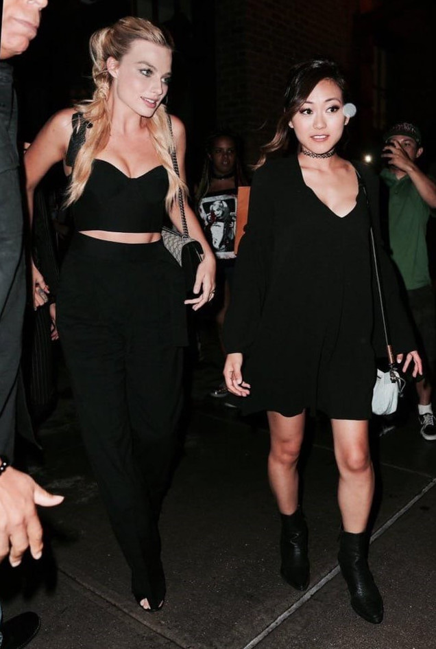 Karen Fukuhara  nude photo