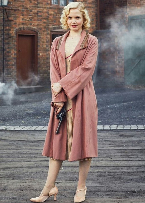 Kate Phillips  nude photo