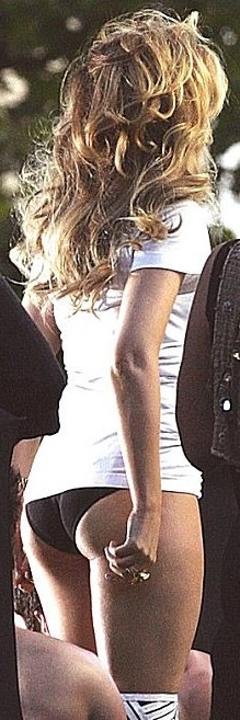 Kylie Minogue Sexy Ass In Panties  nude photo
