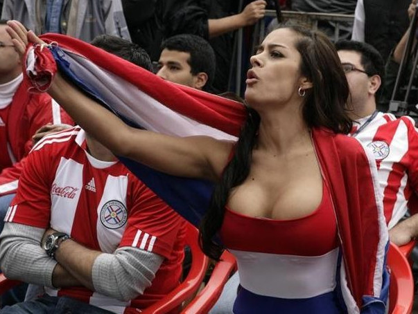 Larissa Riquelme Hot Big Boobs  nude photo