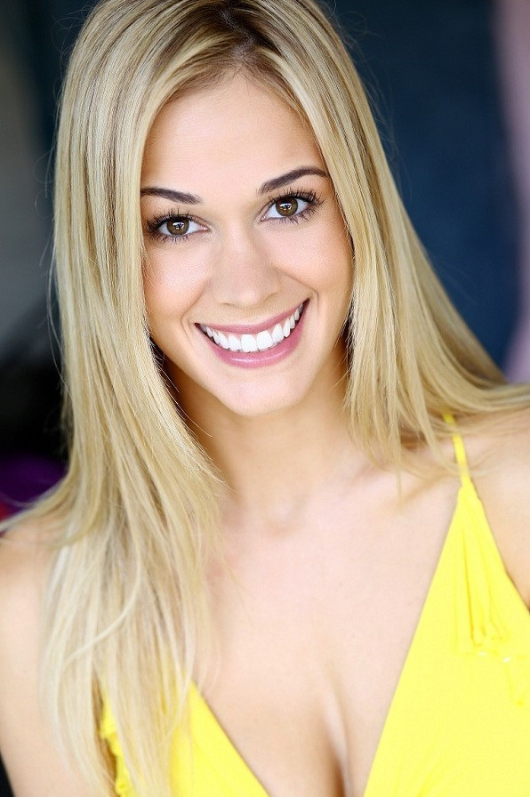 Lauren Compton Beautiful Blonde  nude photo