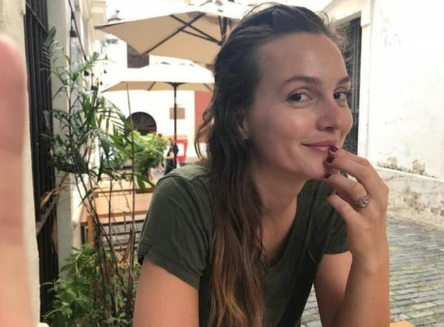 Leighton Meester  nude photo