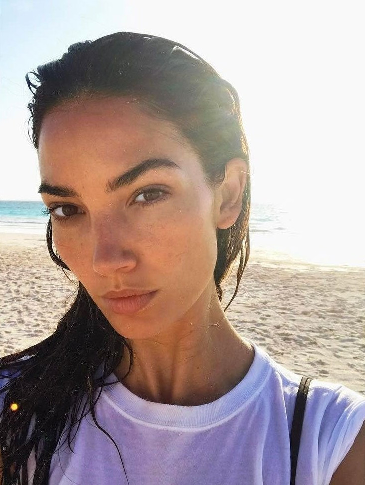 Lily Aldridge  nude photo