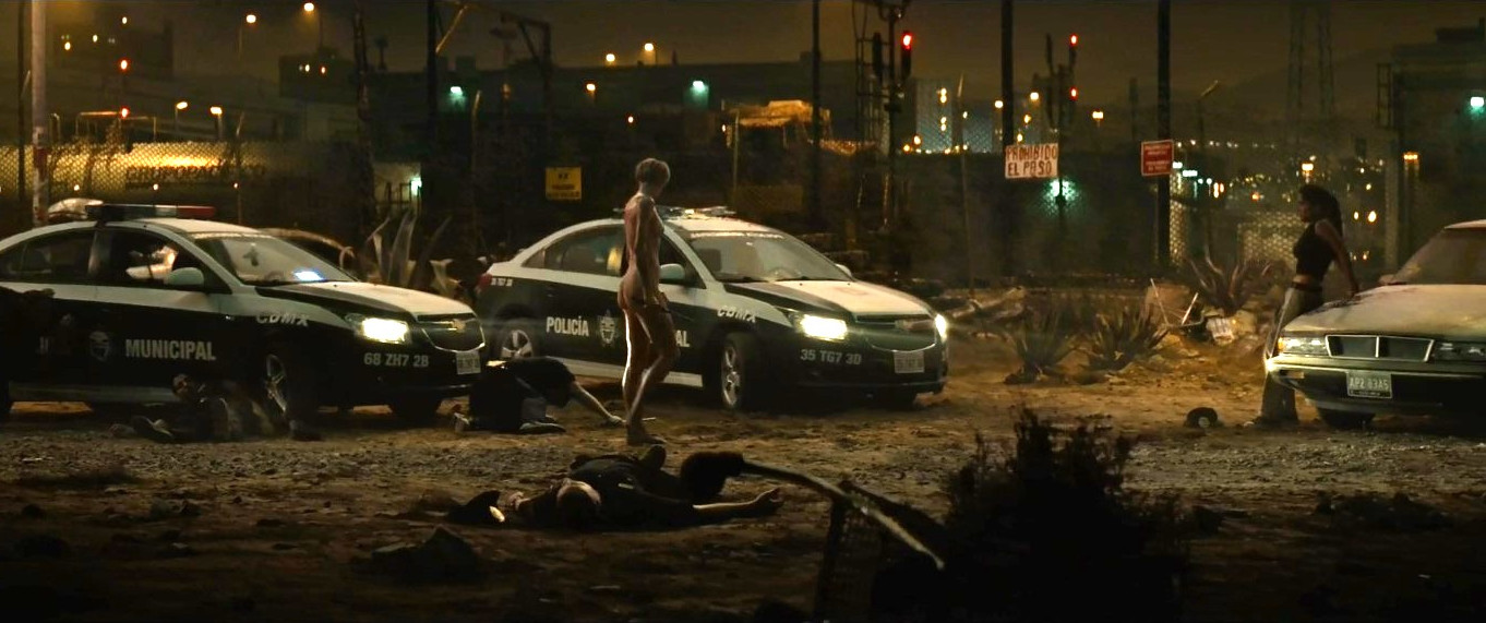 Mackenzie Davis  nude photo