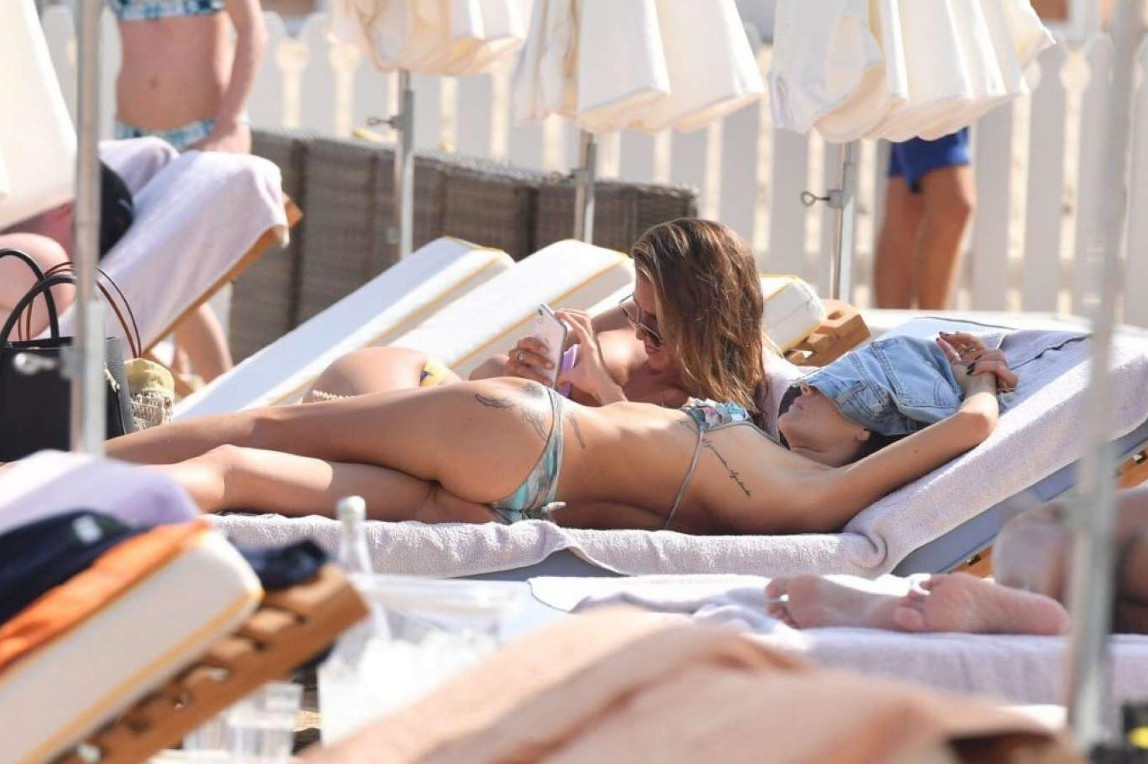 Maggie Q Ass Leaks  nude photo